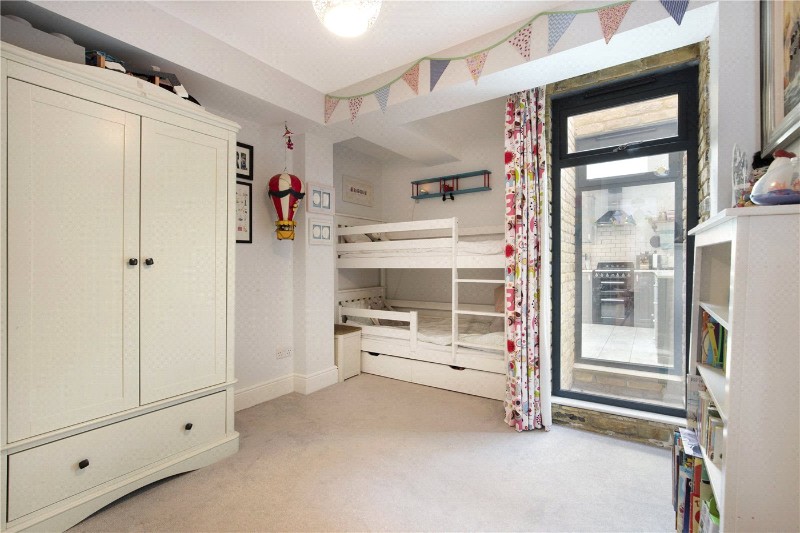 Cromford Road, London, SW18
