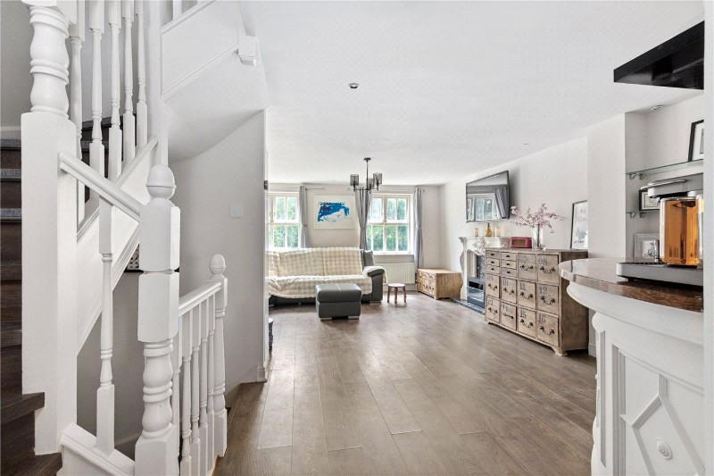 Lisle Close, London, SW17