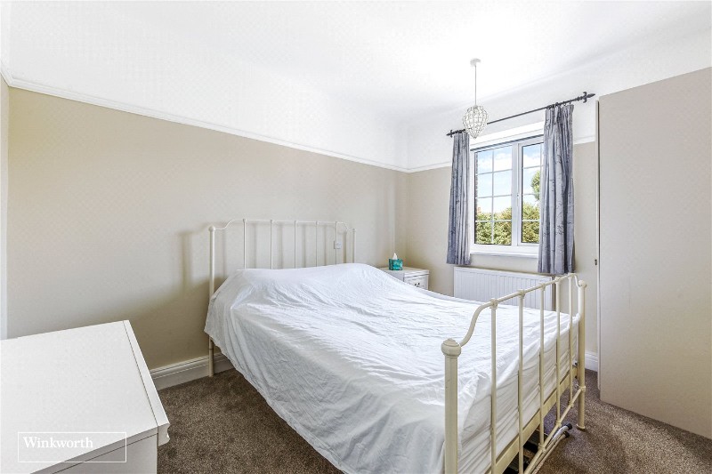 Gloucester Court, Kew Road, Kew, TW9