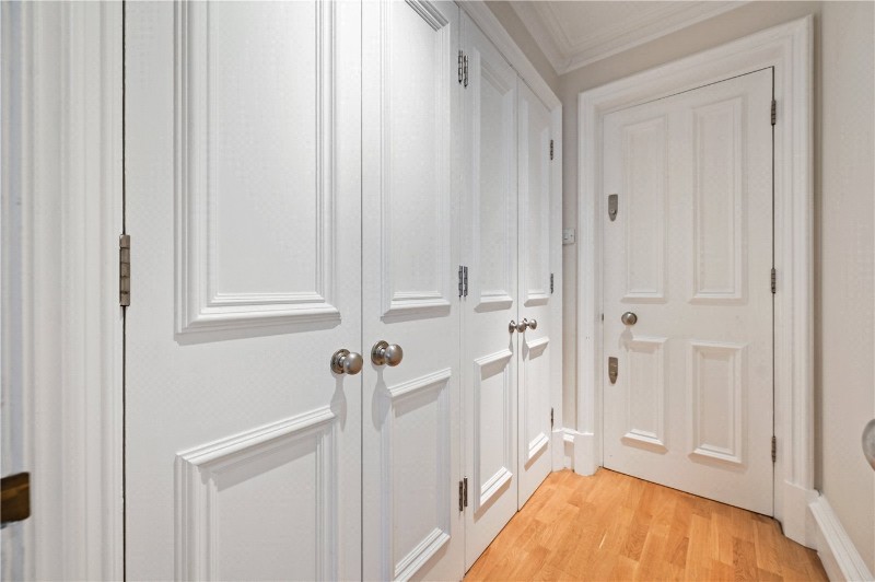 Ladbroke Square, London, W11