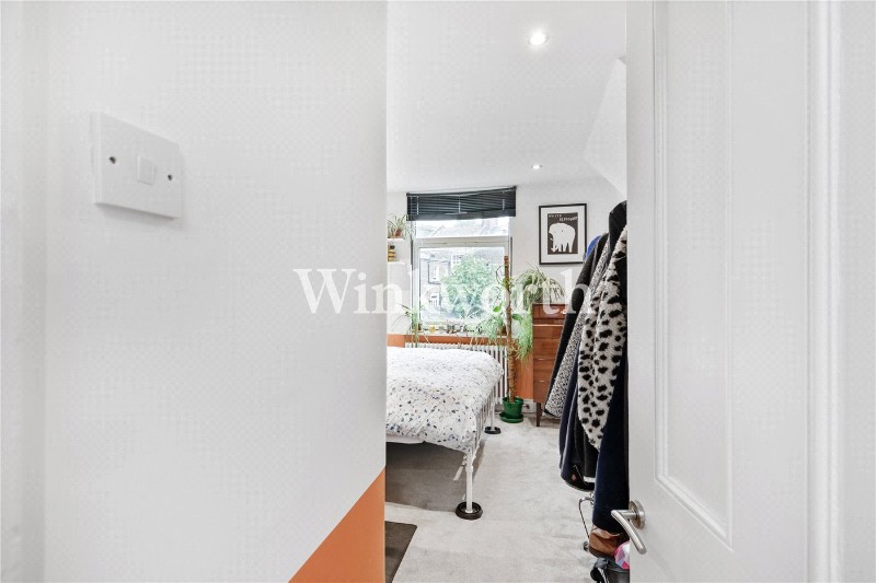 Station Road, London, N22