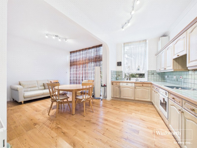 Westchester Drive, Hendon, NW4