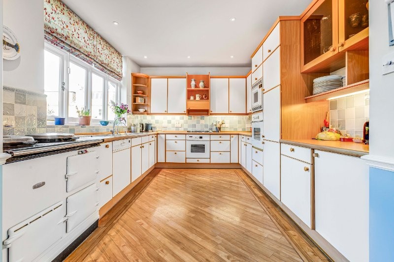 Grange Road, Barnes, London, SW13