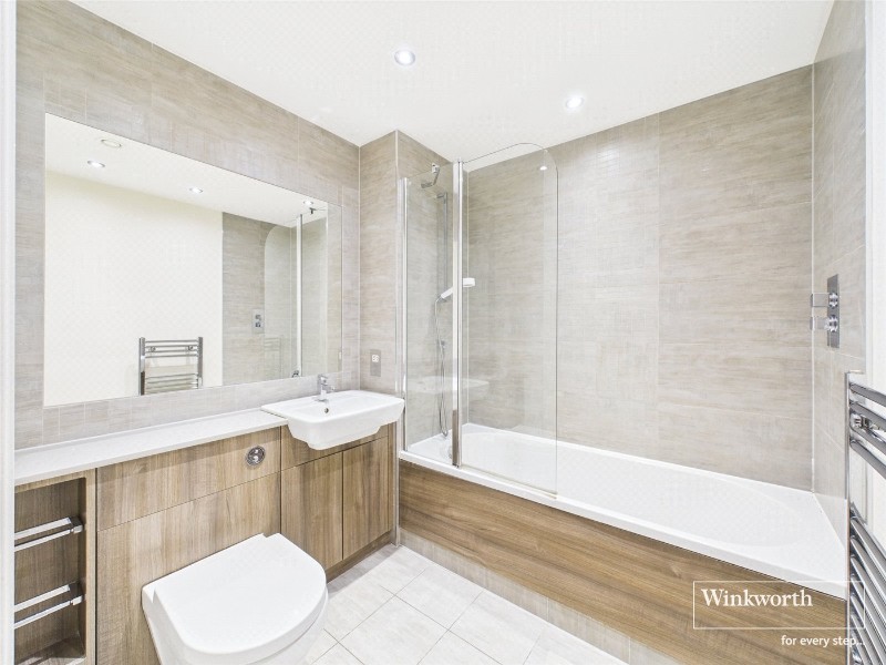 East Drive, London, NW9
