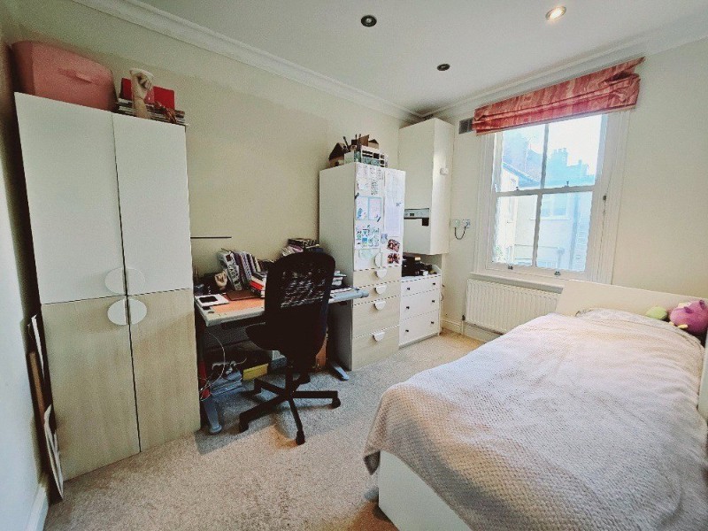 Birkbeck Road, London, N12