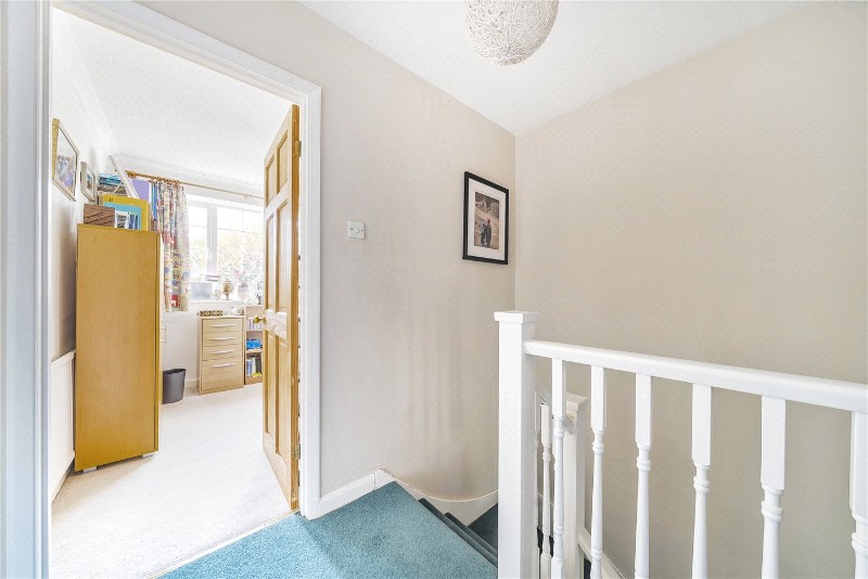 Heather Close, Farnham, Surrey, GU9