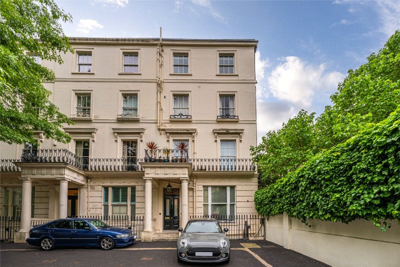 Clifton Gardens, London, W9