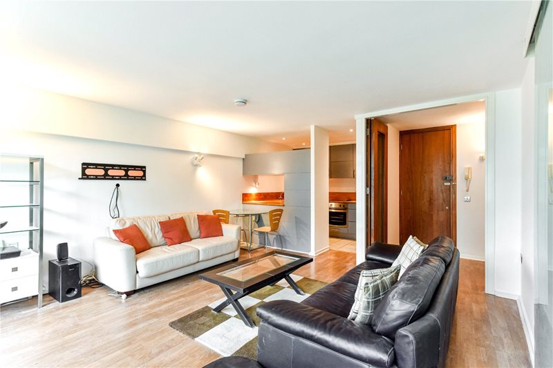 Myddelton Passage, London, EC1R