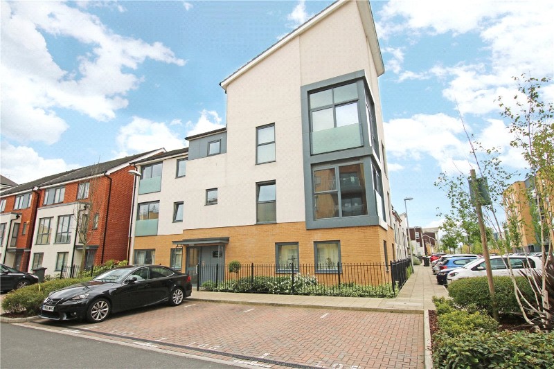 Drake Way, Reading, Berkshire, RG2