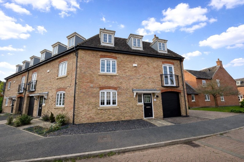 Holloway Avenue, Bourne, Lincolnshire, PE10