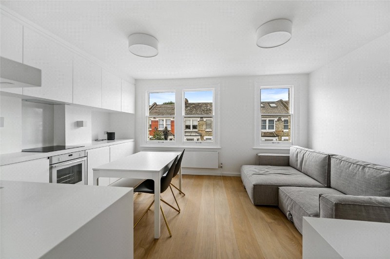 Davisville Road, Shepherds Bush, London, W12