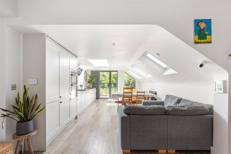Carberry Road, London, SE19