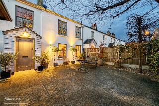 Wiggins Lane, Richmond, TW10