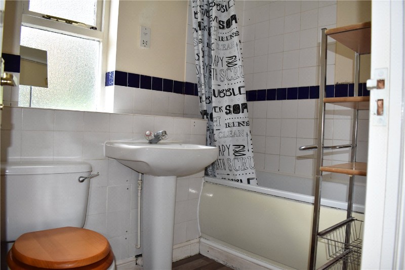 Transom Close, London, SE16