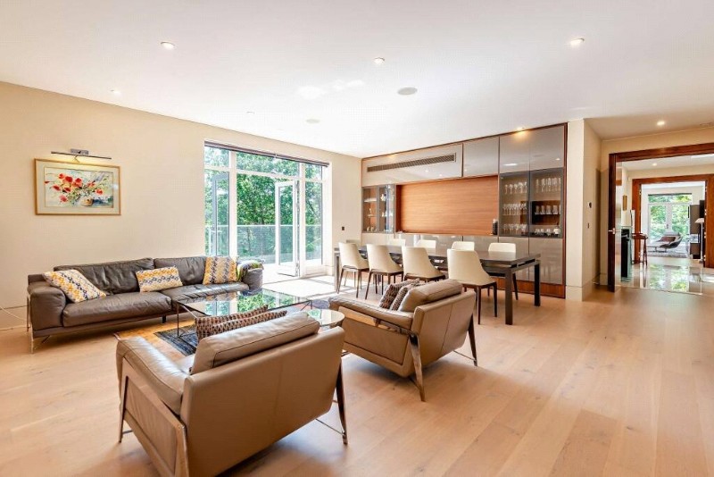 Yaffle Road, St Georges Hill, KT13