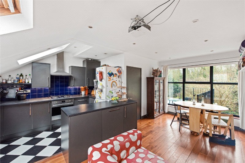 Listria Park, London, N16