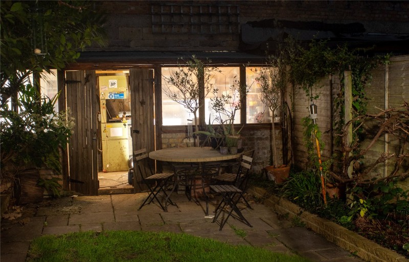 Westbury Avenue, London, N22