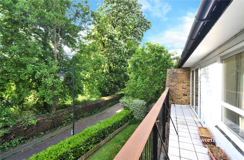 Park Lane, Cheam, Sutton, SM3