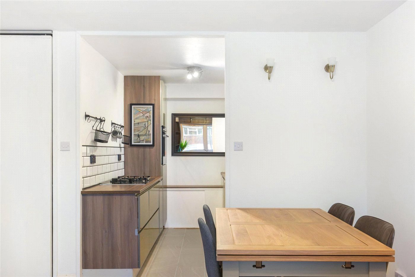 Kitchen/Dining Area