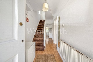 Cleveland Gardens, London, NW2