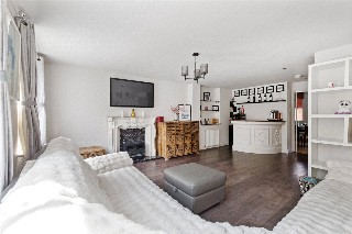 Lisle Close, London, SW17