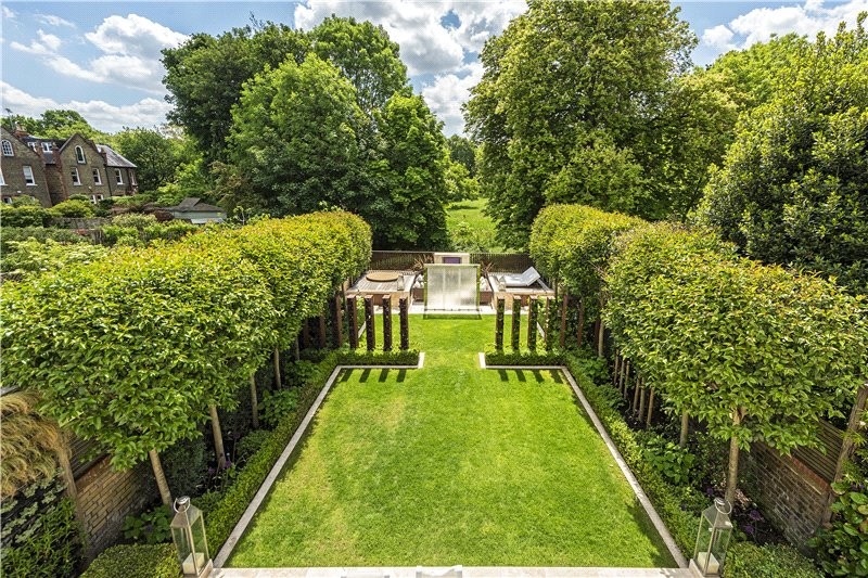 Laurel Road, Barnes, London, SW13