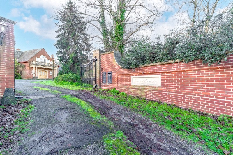 Dorchester Road, Sturminster Marshall, Wimborne, Dorset, BH21