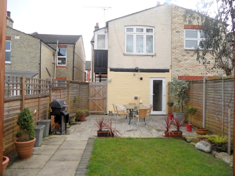 Bulwer Road, New Barnet, EN5