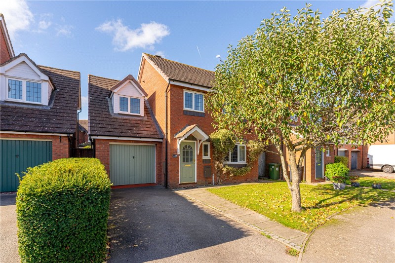 Faulconbridge Way, Heathcote, Warwick, Warwickshire, CV34