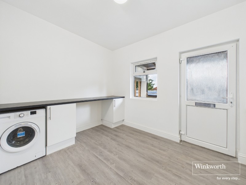 Larkway Close, Kingsbury, London, NW9