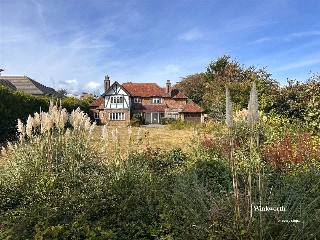Wharncliffe Road, Highcliffe, Christchurch, BH23