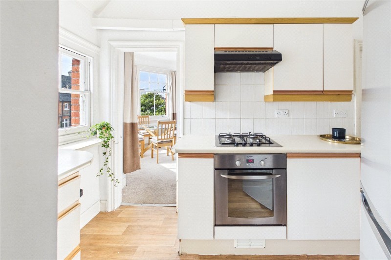 Kirkstall Road, London, SW2