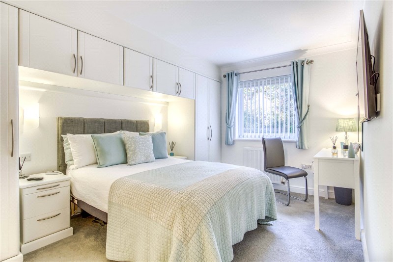 Canford Cliffs Road, Poole, Dorset, BH13