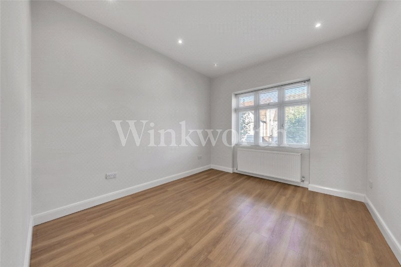 Templars Avenue, London, NW11