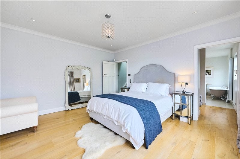 Lowther Road, Barnes, London, SW13