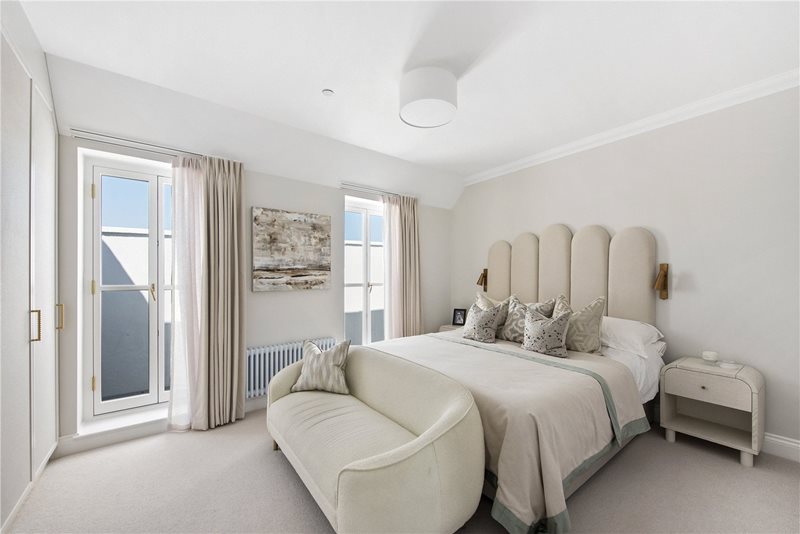 Artesian Road, London, W2
