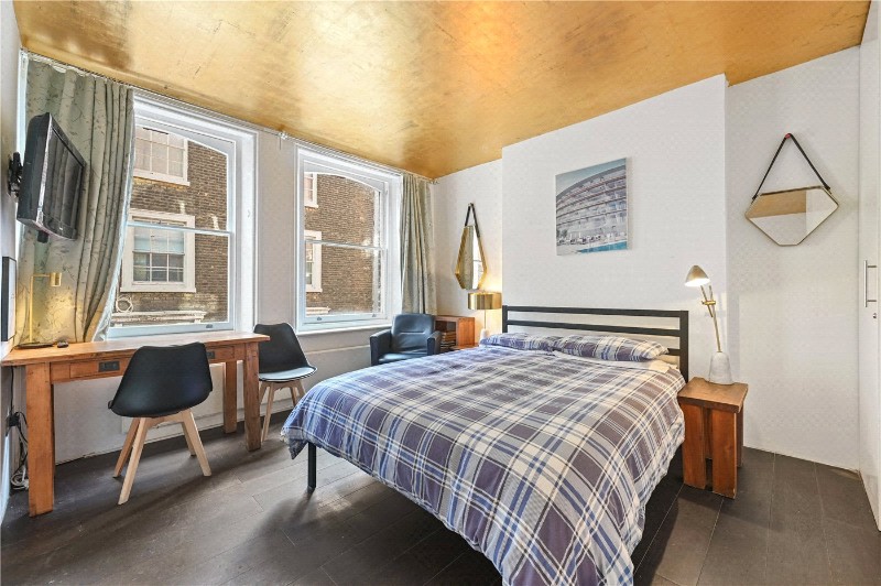 New Row, London, WC2N