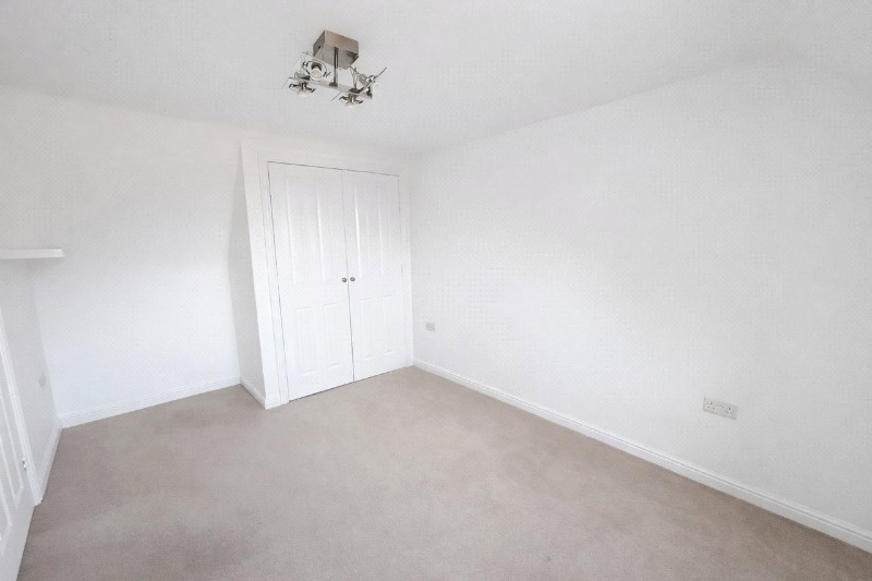 Holloway Avenue, Bourne, Lincolnshire, PE10