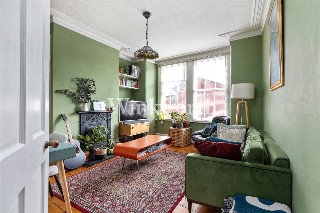 Victoria Crescent, London, N15