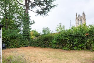 Highland Road, London, SE19