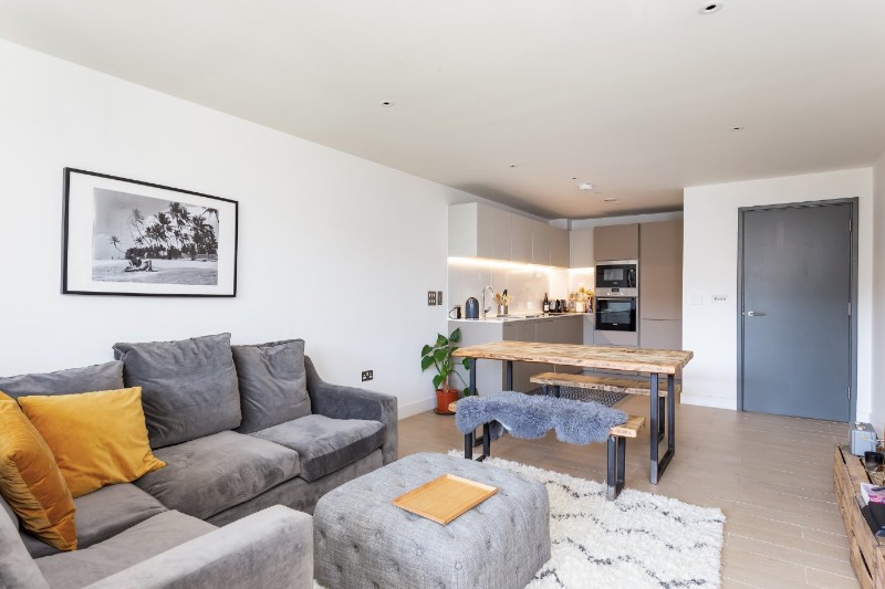 Canalside Square, London, N1