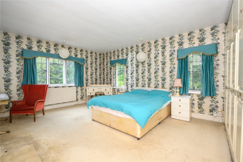 Byfleet Road, Cobham, Surrey, KT11