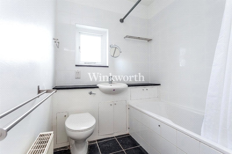 Alexandra Park Road, London, N22