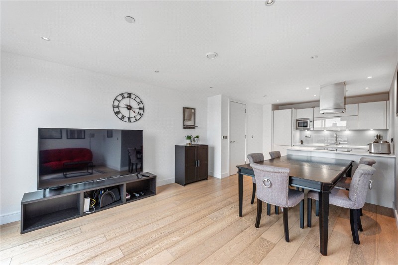 Kensington Apartments, 11 Commercial Street, London, E1