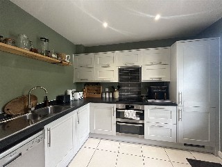 Tarka Way, Crediton, Devon, EX17