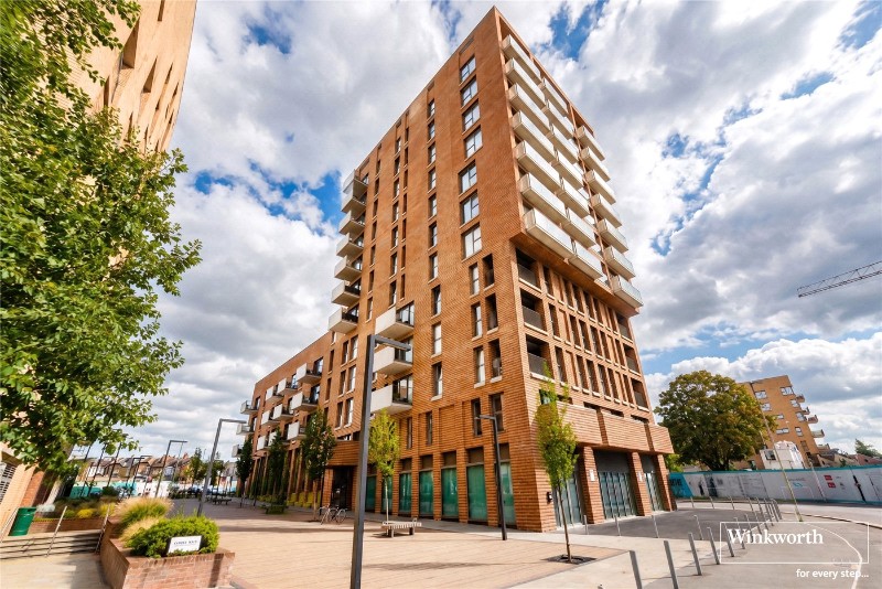 Damsel Walk, Hendon, London, NW9