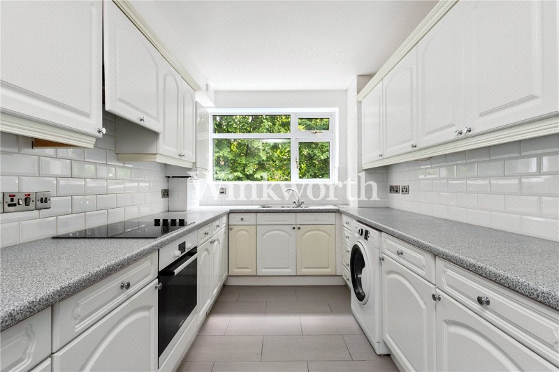 Aldermans Hill, London, N13
