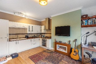 Thicket Road, London, SE20