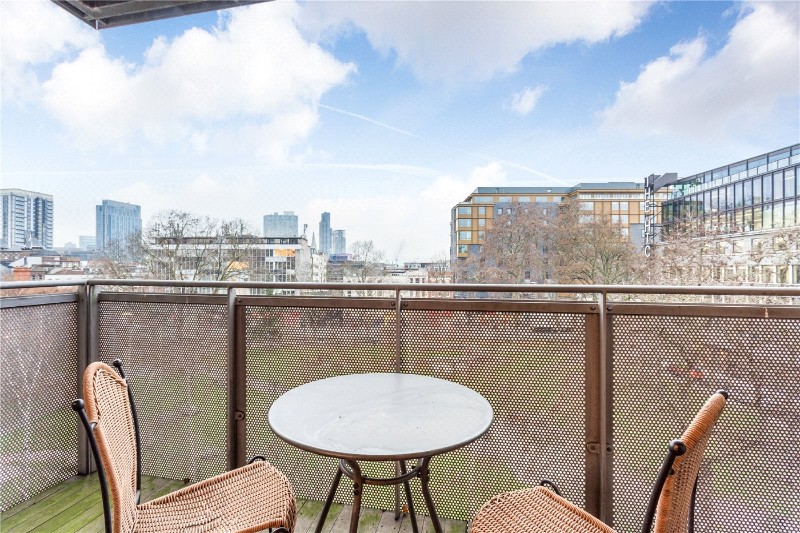 Adler Street, London, E1