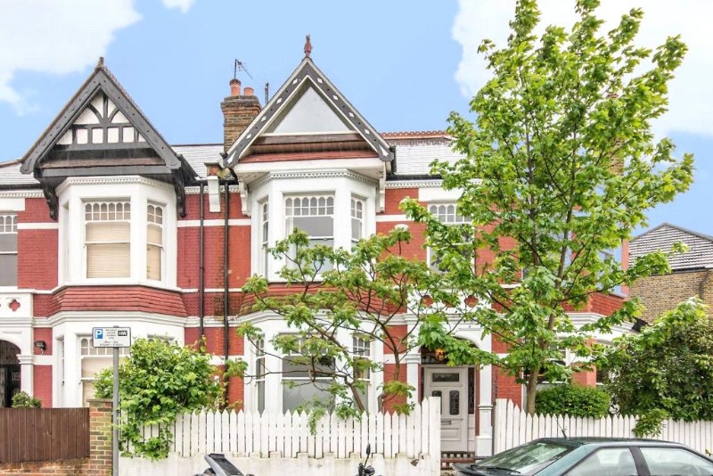 Sellons Avenue, London, NW10